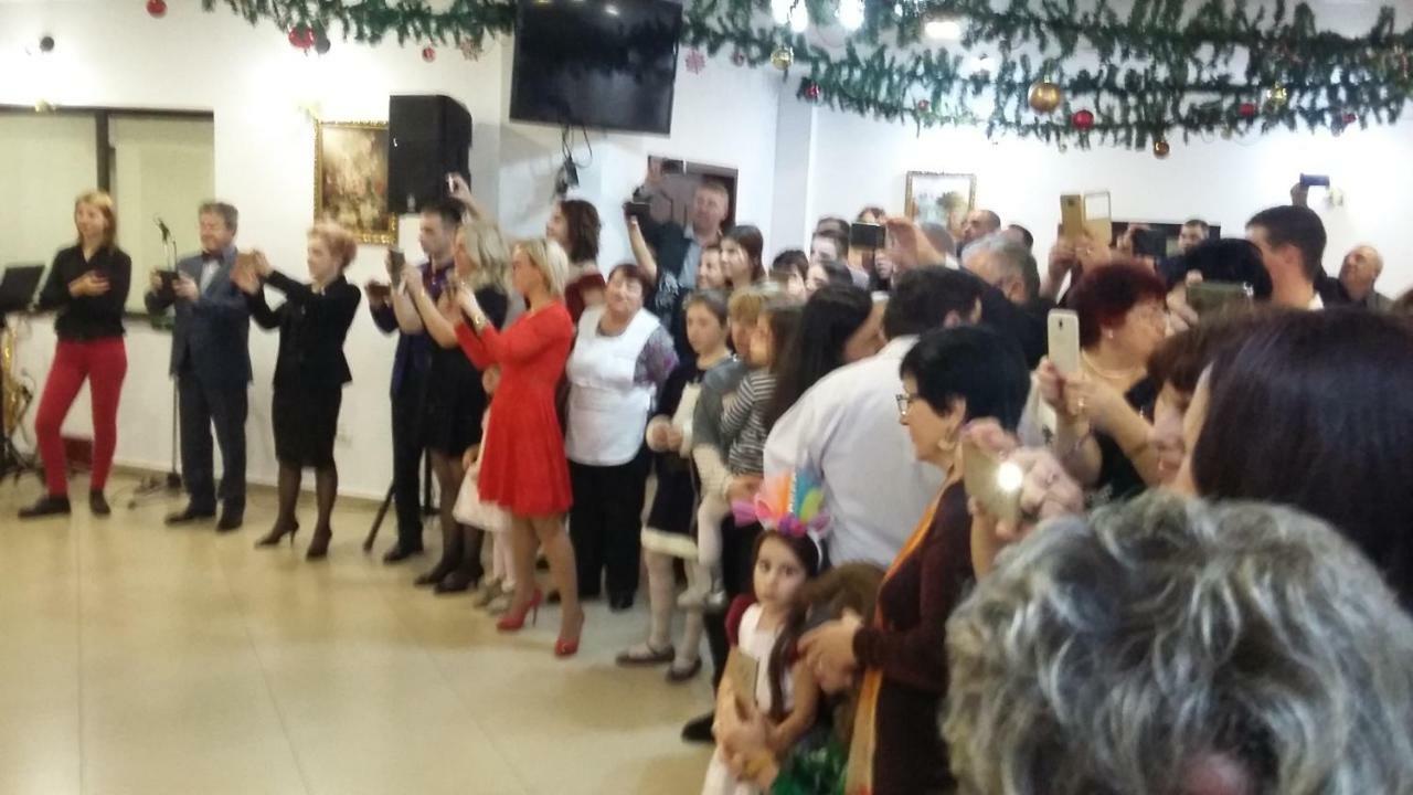 Pensiunea Poiana Soarelui Brates Zewnętrze zdjęcie