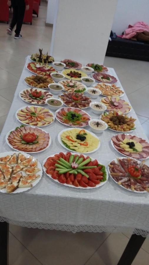 Pensiunea Poiana Soarelui Brates Zewnętrze zdjęcie