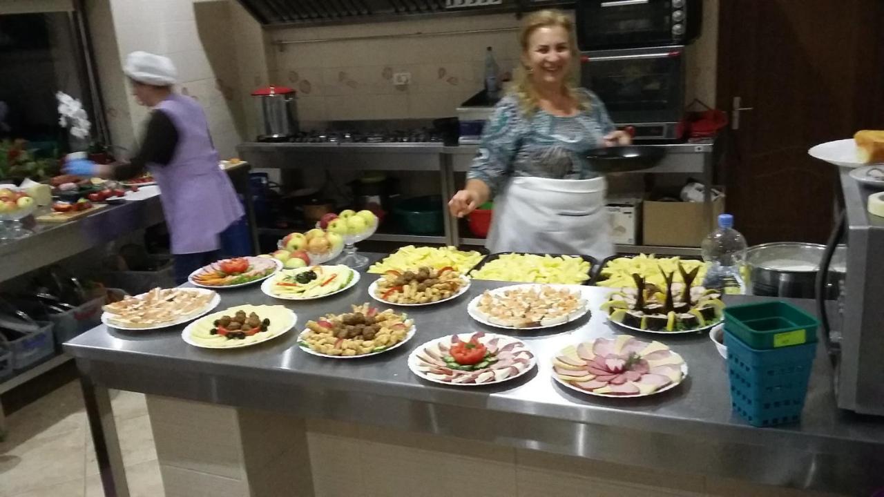 Pensiunea Poiana Soarelui Brates Zewnętrze zdjęcie